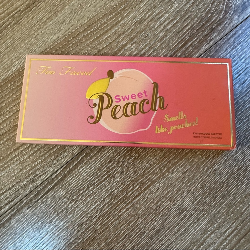 Too Faced - Sweet Peach eyeshadow